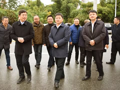 成都溫江區(qū)區(qū)委書記王道明、區(qū)長馬烈紅一行調(diào)研成都東辰外國語學(xué)校項(xiàng)目建設(shè)